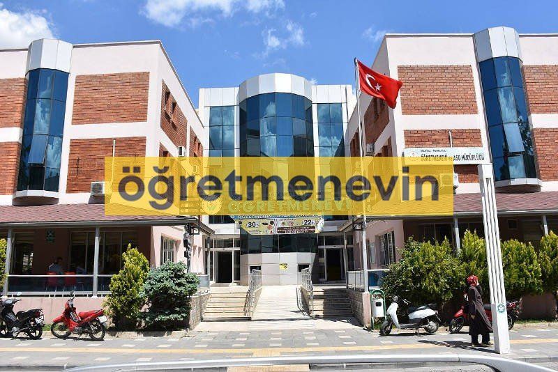 Turgutlu Öğretmenevi fotoğraf 1